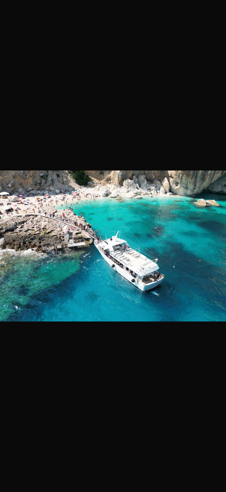 Motorboat tour in the Gulf of Orosei